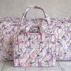 Vera Bradley Anemone Watercolor Travel Set NWOT Duffle & Organizer